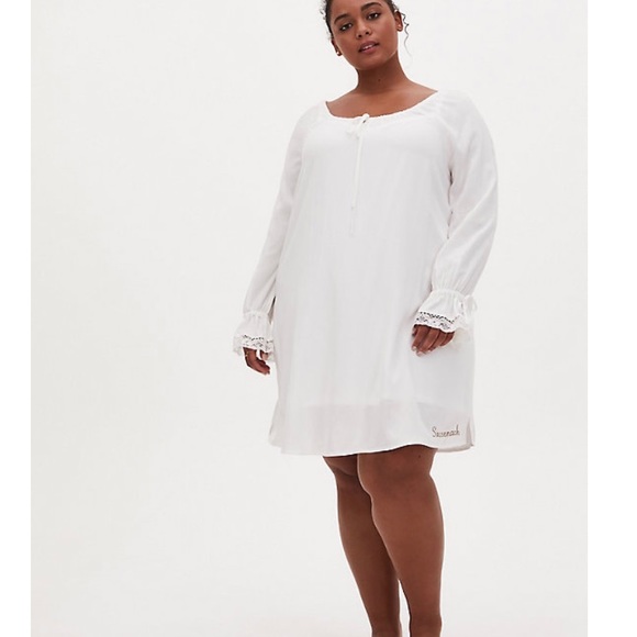 NWT sz 00 Torrid Outlander Nightgown - Picture 2 of 2